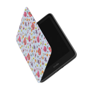 Exploring-the-Garden | Cecilia Battaini Artist Collab Kindle Hand Strap Folio Case