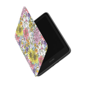 In-Summer | Cecilia Battaini Artist Collab Kindle Hand Strap Folio Case